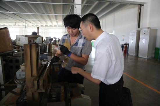 邮储银行青岛分行百家企业行 破解小微融资难