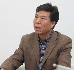 嚴(yán)鑒鉑
