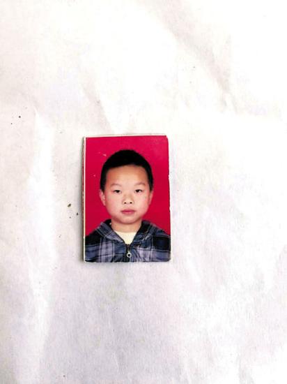 儿子的突然离世,让夫妻俩既悲痛也愧疚