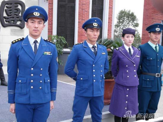 张宁江、陈乔恩、谭俊彦三位教官