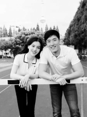 刘翔公布婚讯配图，如今被删除