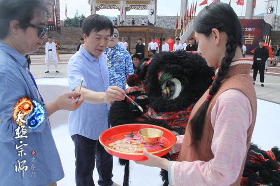 制片人苏小平、监制罗颂烈点睛