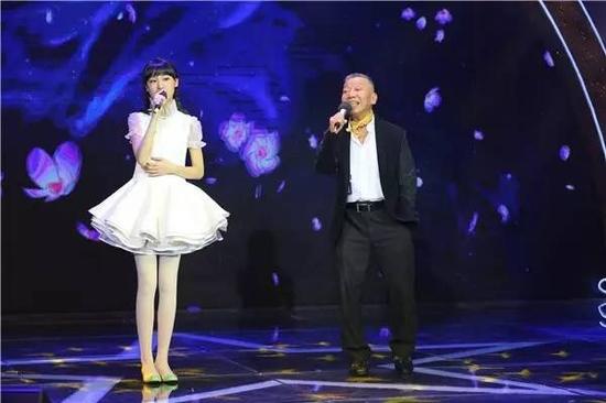 我家有6人口_全国人口14.1亿,我家4口人,会不会跌入生育陷阱,男女劳动力2人