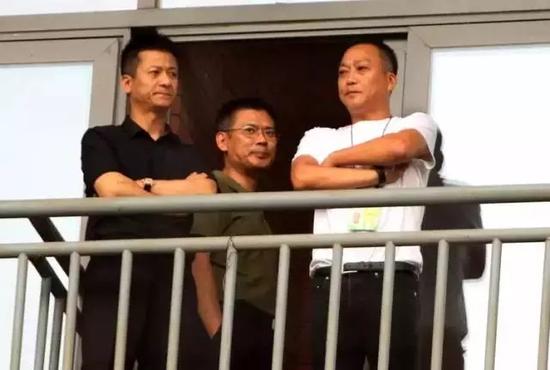 权健老总现身团泊足球场 已撤资泰达或转投松