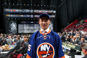 宋安东被纽约岛人选中 成NHL中国球员第一人
