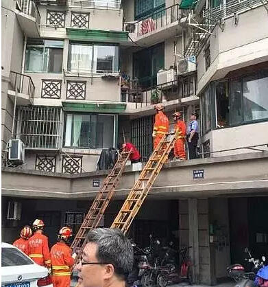 杭州一名空调工不幸坠下10楼身亡 年仅29岁(组