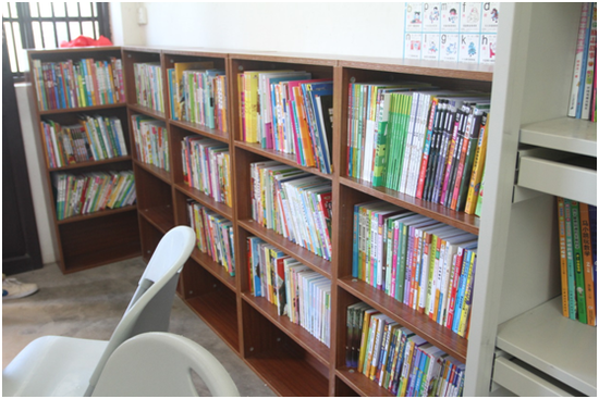 世博奥迪东郊联文小学图书馆启动
