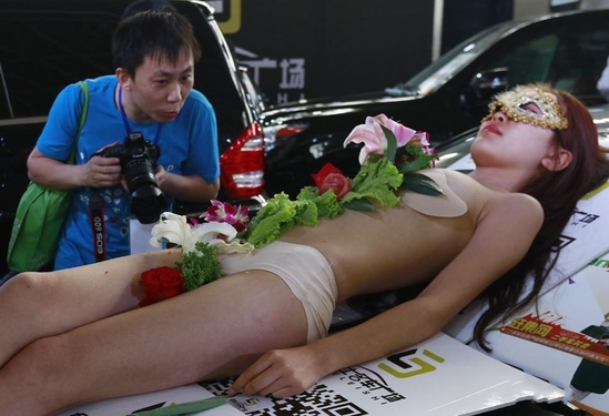 女体寿司宴