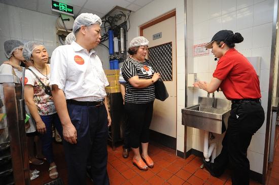 食堂消费系统_南审食堂人均消费(3)