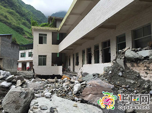 山洪过后建筑受损严重。 巫溪县消防大队供图 华龙网发