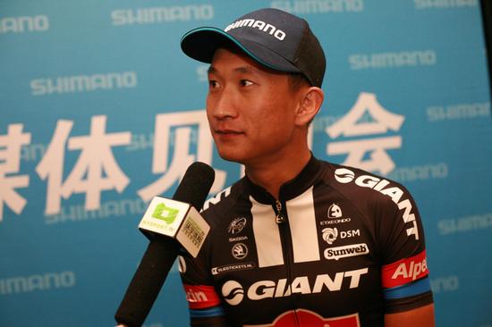 会后，计成接受媒体专访。