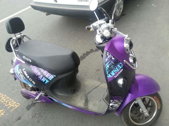 交警拦下违规行驶电动车 意外揪出盗窃犯