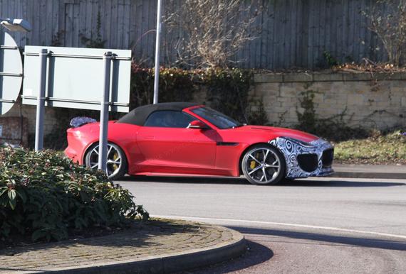 捷豹F-Type SVR谍照