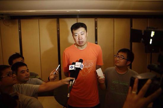 2015中美男篮超级巡回赛明晚对决 王治郅以教