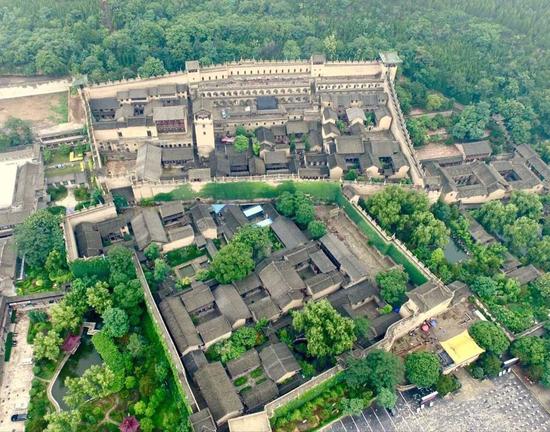 山西皇城相府发百万“红包”奖全国中高考状元 【猫眼看人】-凯迪社区