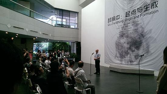 6.25 “邱振中:起点与生成”巡展广州站在广东省美术馆隆重开幕