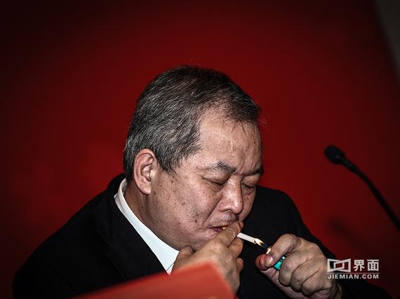 宋卫平指示新帅率队保级