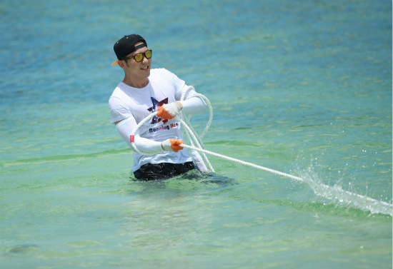 跑男2完美收官 李晨暖心书信祝福好兄弟