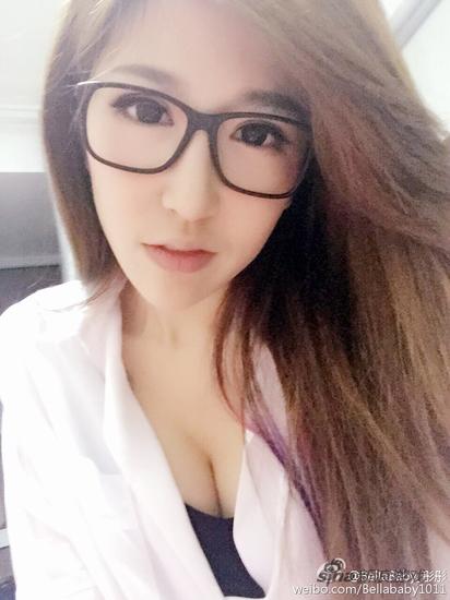 宅男的期待 球王Bella宣布担任某游戏试玩导师