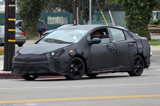 Toyota Prius spy 01