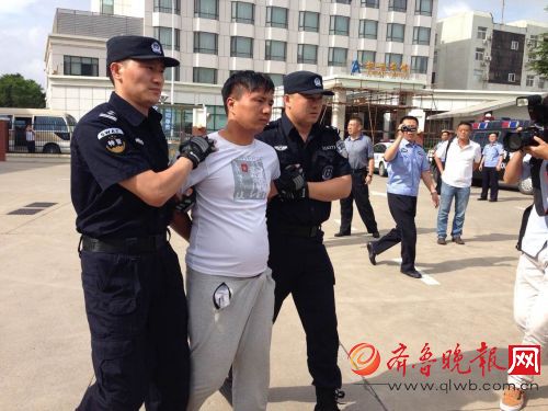 犯罪嫌疑人李某某在哈尔滨被抓获