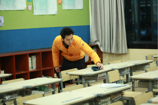 “技术控”李晨化解难题