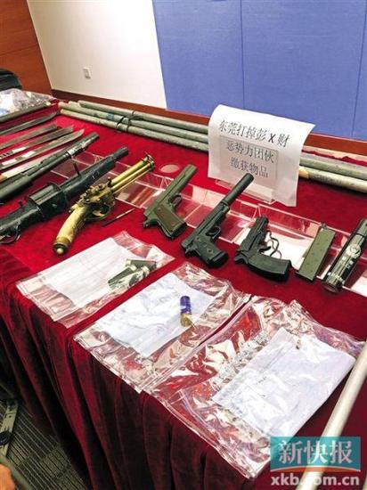 ■警方缴获的作案工具。新快报记者 陈海生/摄