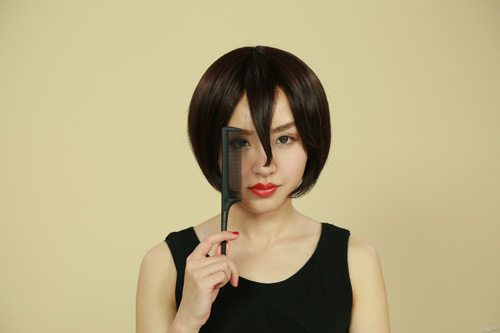 6步DIY<em>最适合</em>你的<em>空气刘海</em>_手机新浪网