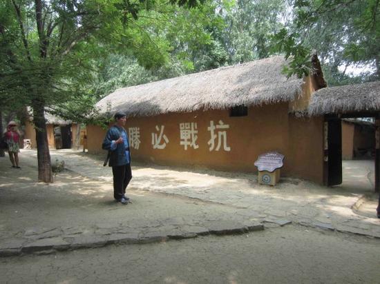 真實(shí)還原戰(zhàn)爭(zhēng)年代的村莊。