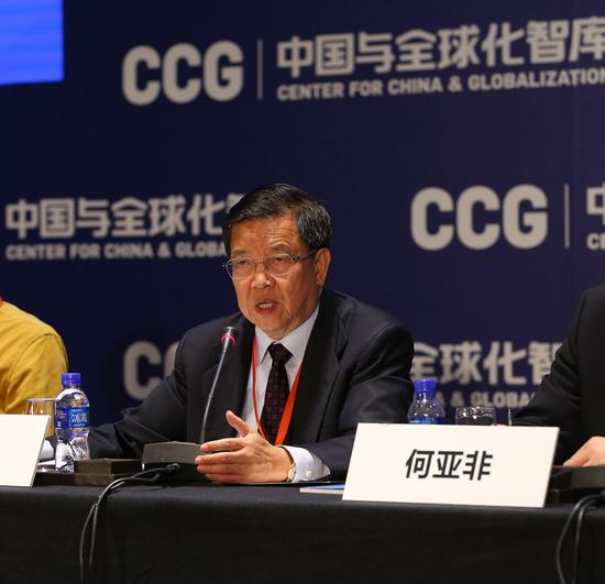 中国与全球化智库（CCG）主席，原国家外经贸部副部长龙永图