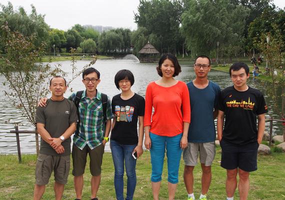亚洲户外产业大奖评委,从左起:刘鹰,杜明芮,张凤丽,宋玛丽,闫伟,晏懿