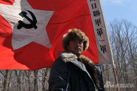 王洛勇为演杨靖宇生吃棉花_手机新浪网