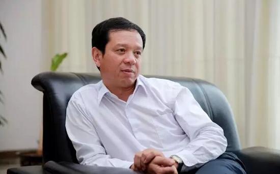 一組“白天鵝在三門峽成功產下六只寶寶”攝影作品被國內各大媒體爭相報道 拍攝者 王宏偉