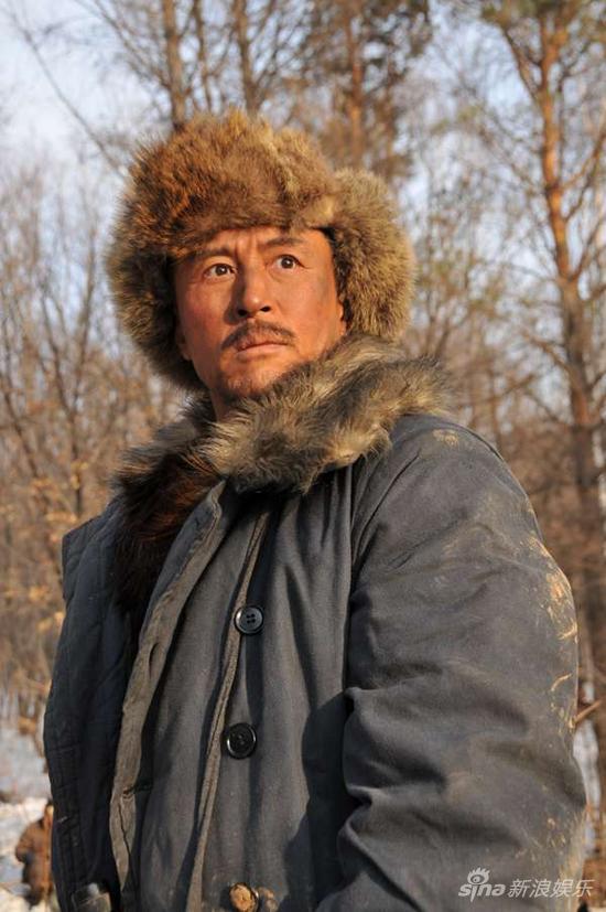 《东北抗联》王洛勇为演杨靖宇生吃棉花