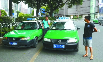 新闻频道 社会动态 ></p></a> 正文    目前,贵阳市运管局已经介入调查该事件.