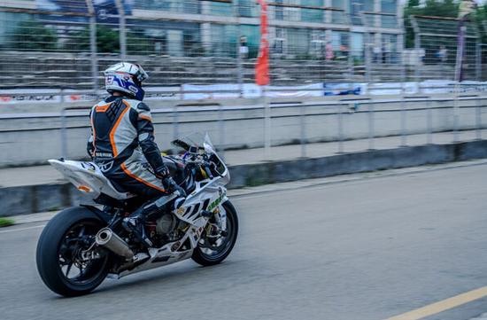 西南房车精英赛再战成都完成第2站排位赛_成