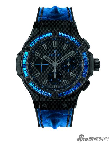 10.HUBLOT宇舶表Big Bang碳纖維方型藍色藍寶石腕表