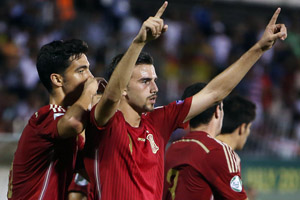 欧青-皇马小将进球夺金靴 西班牙2-0俄罗斯十度夺冠