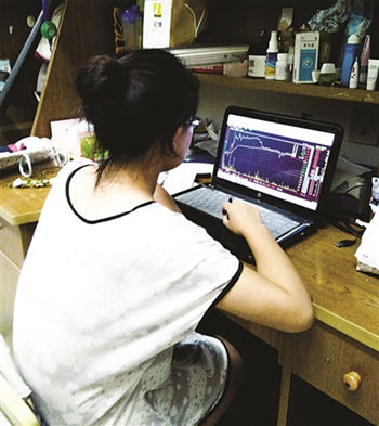 南京大学生炒股调查:感觉派成功逃顶 谨慎的亏