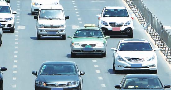 多地的哥专车司机起矛盾 专家建议:政府回购