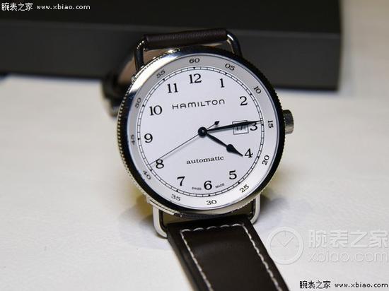 汉米尔顿Khaki Navy Pioneer船钟系列腕表