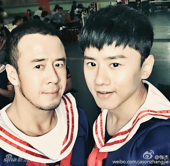 张杰与杨坤合影