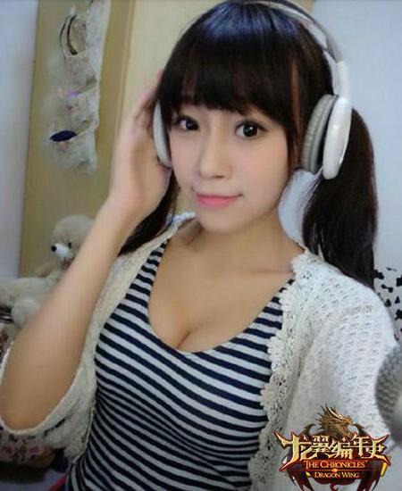 图15:兼具萝莉的萌系特质和玲珑的魔鬼身材,她就是资深女主播孙立人