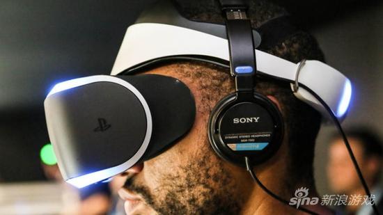 Sony_Project_Morpheus_35873300-2852-006