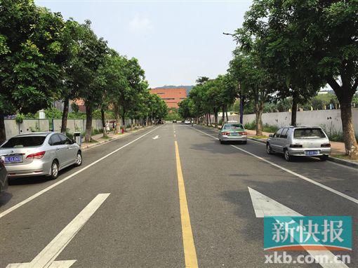 ■规划新建公厕的白云文化广场地铁站 附近非常冷清。