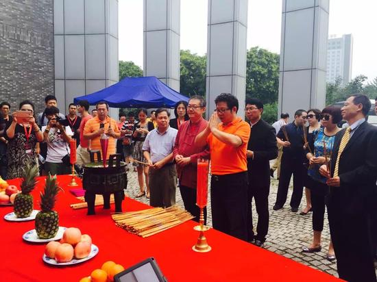 《中国推销员》导演檀冰