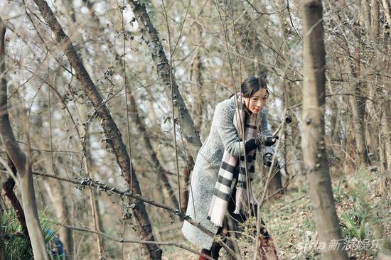 韩雪拍摄二战纪录片 演唱主题曲致敬老兵 |韩雪