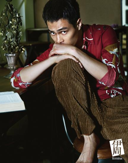 杨祐宁帅气阳光写真