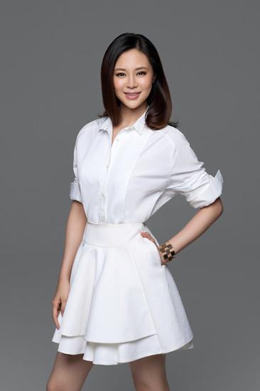 美女学霸关悦晒英国学习照片
