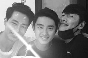 赵寅成李光洙D.O.聚餐庆拍剧一周年